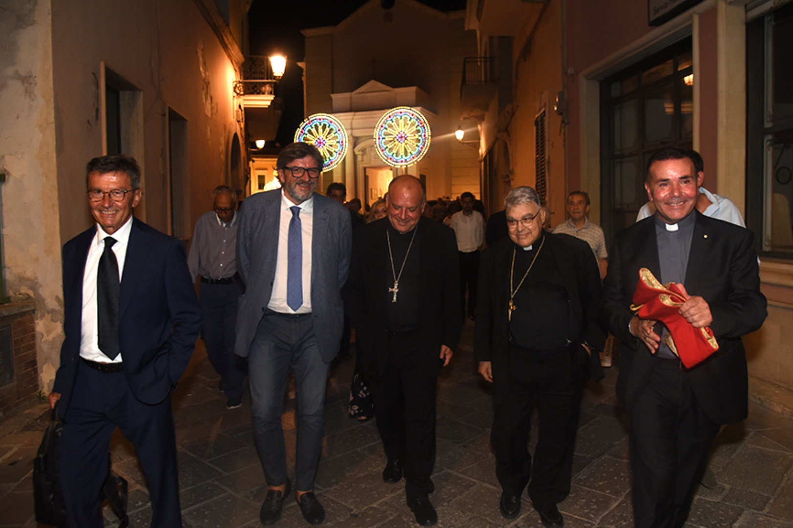 Foto di Giuseppe Negro con il vescovo